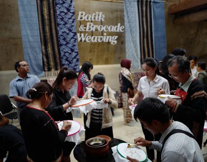 Giao lưu văn hóa Việt Nam – Indonesia: Batik & Thổ cẩm Ê-đê