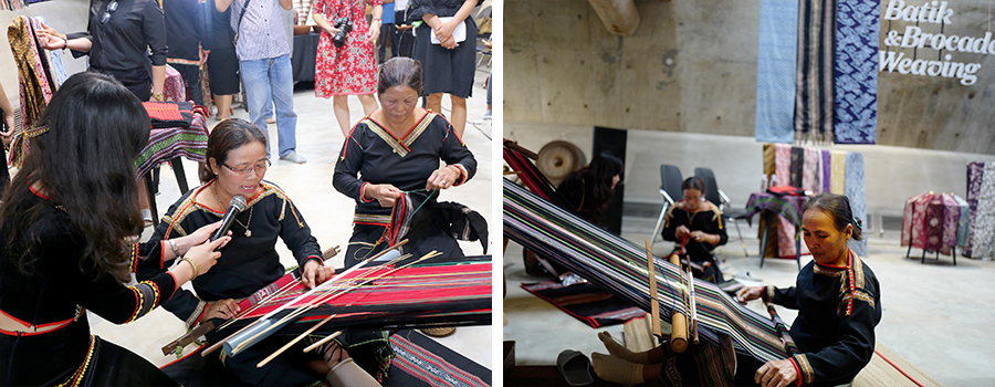 Nghệ nhân Việt Nam giới thiệu dệt thổ cẩm Ê-đê tại Bảo tàng Thế giới Cà phê