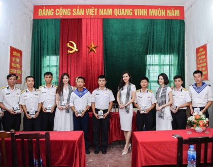 Hành trình đến với chiến sĩ hải quân và bộ đội biên phòng tỉnh Quảng Ninh