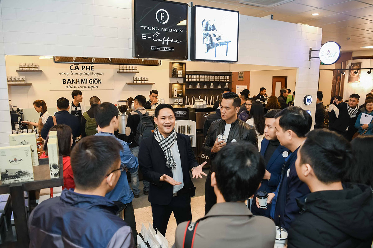 Trung Nguyen E-Coffee officially launched the new version on the occasion of the 24th birthday anniversary of Trung Nguyen Legend