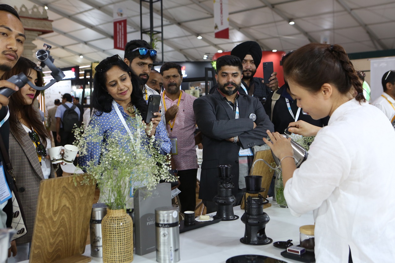 Trung Nguyên Legend mang đến những trải nghiệm cà phê mới mẻ thu hút hàng nghìn lượt khách quốc tế tham quan tại Triển lãm Cà Phê Thế Giới 2023 (Ấn Độ).
