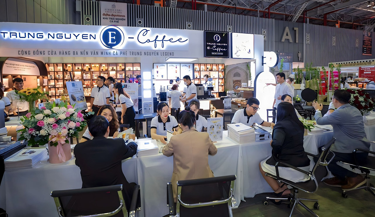 Trung Nguyên E-Coffee – Cộng đồng cửa hàng 3 nền văn minh cà phê Trung Nguyên Legend bùng nổ tại Coffee Expo 2023
