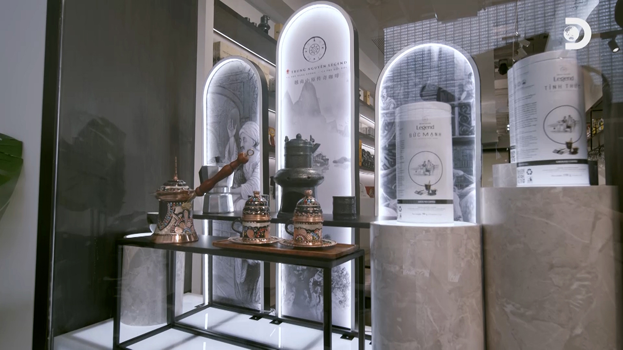 Câu chuyện 3 nền văn minh cà phê Ottoman – Roman – Thiền được Trung Nguyên Legend tiên phong cô lọc và từng bước “nâng cao thành một trải nghiệm lịch sử sâu sắc” hấp dẫn người yêu cà phê. (Discovery)