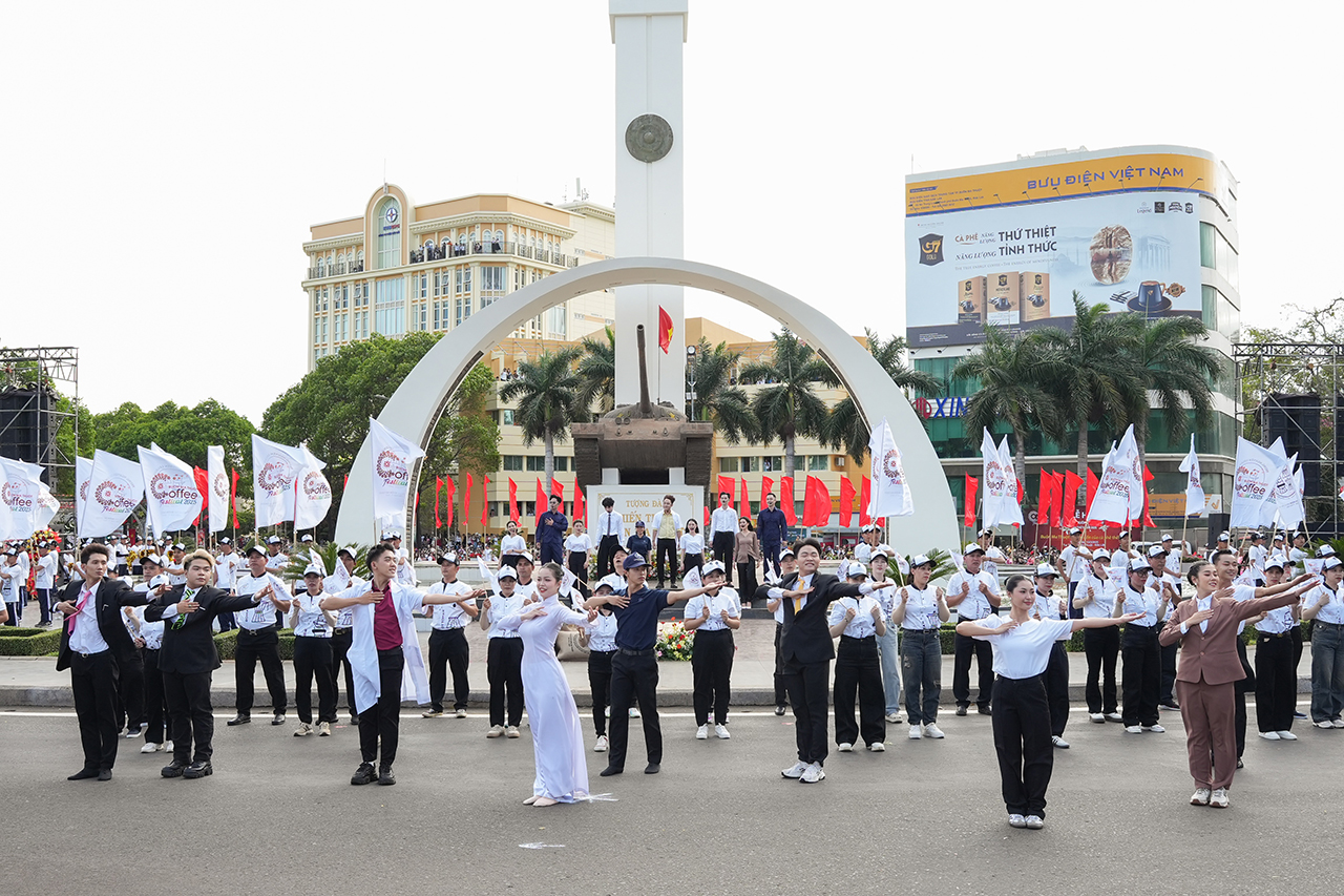 Ấn tượng Lễ hội đường phố với chủ đề Buôn Ma Thuột - Điểm đến của cà phê thế giới