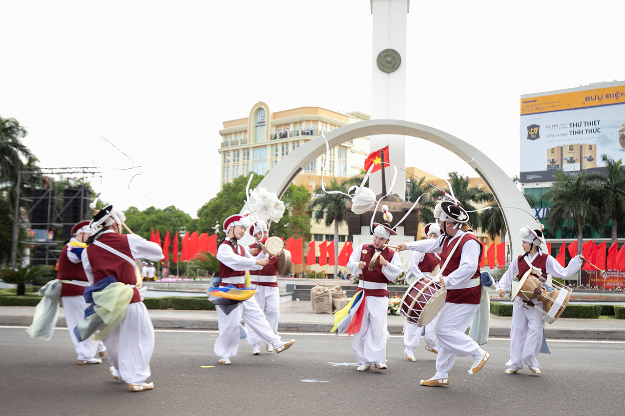 Ấn tượng Lễ hội đường phố với chủ đề Buôn Ma Thuột - Điểm đến của cà phê thế giới