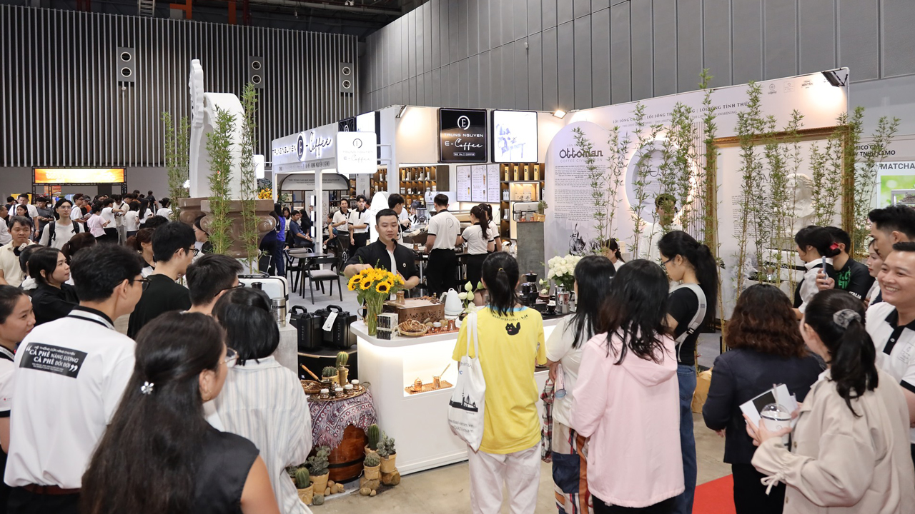 Trung Nguyên Legend đem đến Coffee Expo Vietnam 2025 những trải nghiệm đặc biệt về 3 nền văn minh cà phê Ottoman – Roman – Thiền.