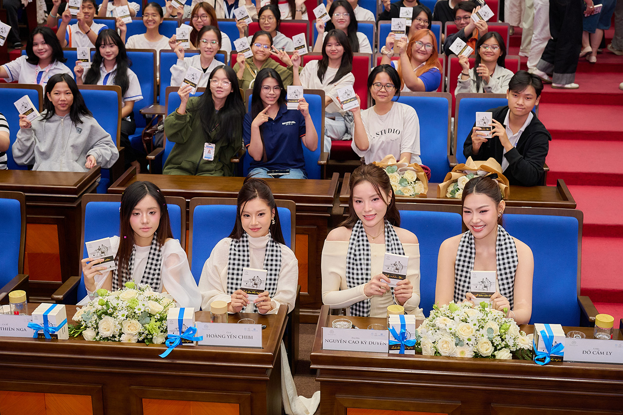 Nhật ký Hành trình Từ Trái Tim - Học và đọc: Căn cốt để người trẻ vươn xa