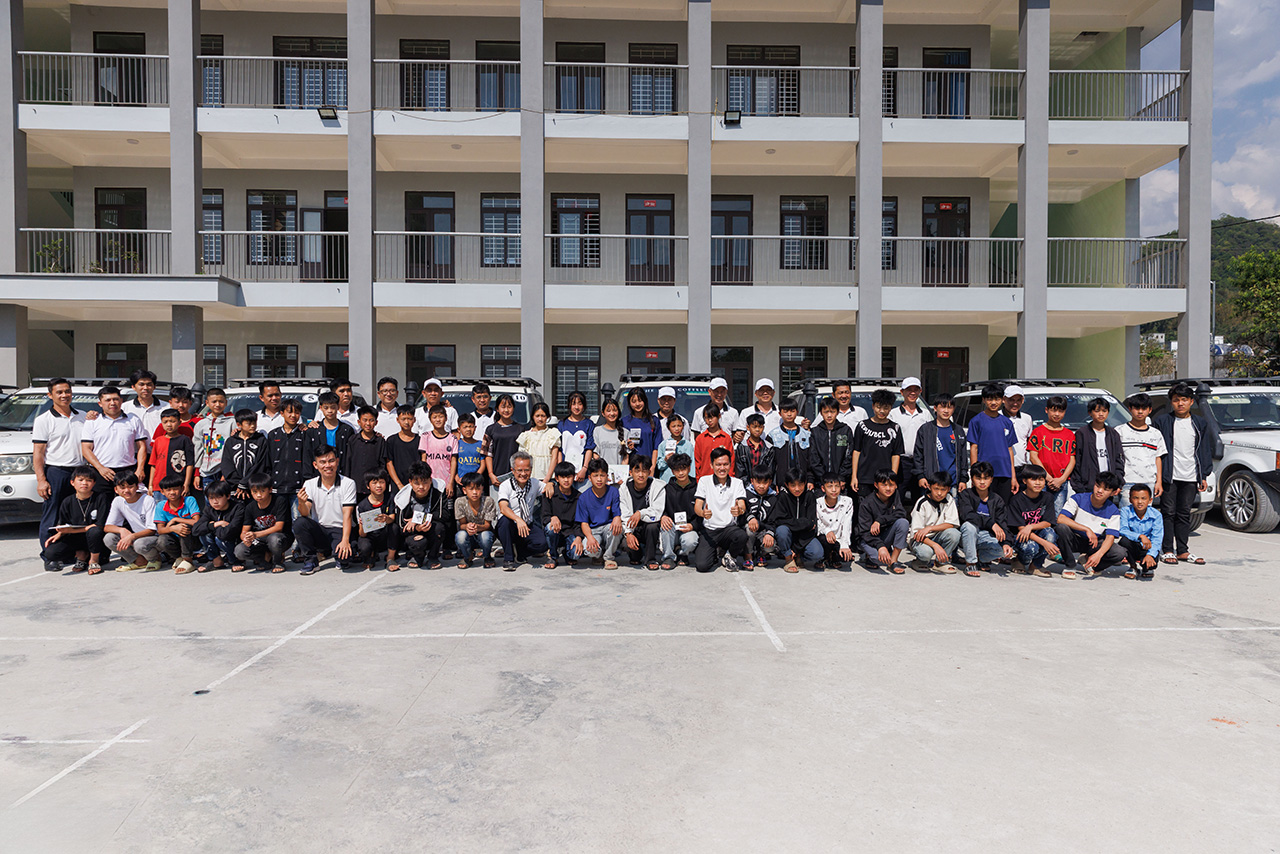 Hành trình Từ Trái Tim không chỉ mang tri thức đến vùng sâu, xa xôi, hẻo lánh, mà hơn hết là tiếp sức cho những khát vọng vươn lên