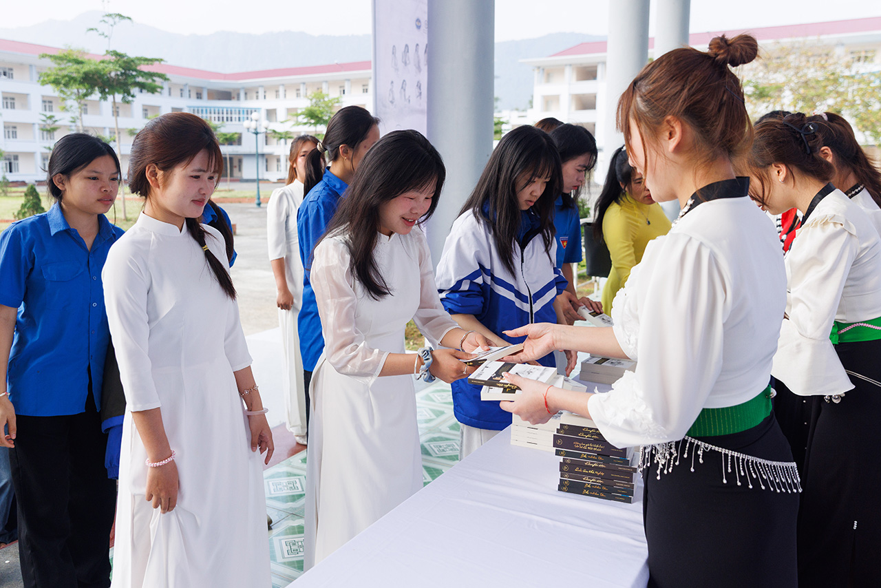 Các cơ sở giáo dục mong muốn Hành trình Từ Trái Tim tiếp tục đến với vùng cao, mang tri thức, động lực và niềm tin để học sinh, sinh viên vững bước lập thân, lập nghiệp, phụng sự quê hương